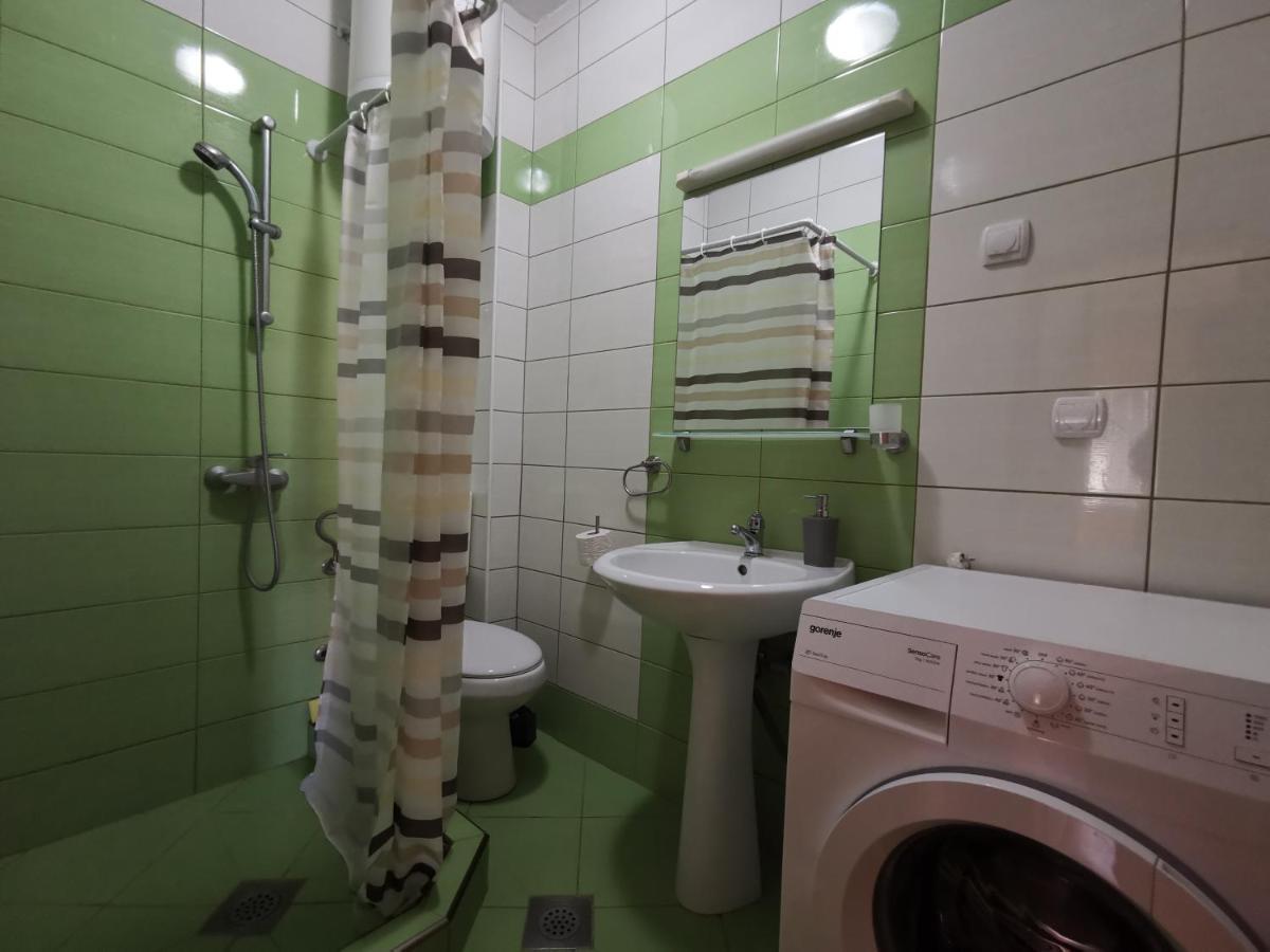 Apartments Montenegrina Ulcinj Exterior foto